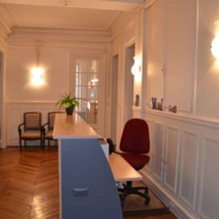 Bureau privé 10 m² 1 poste Location bureau Rue de Monceau Paris 75008 - photo 2